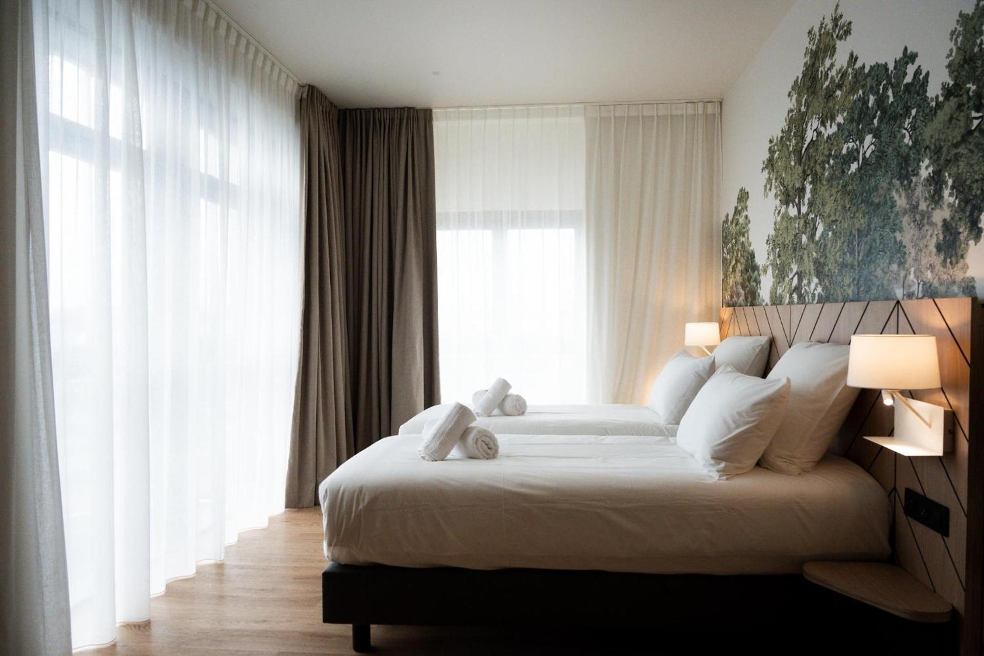 Bo Hotels Ambronay Экстерьер фото