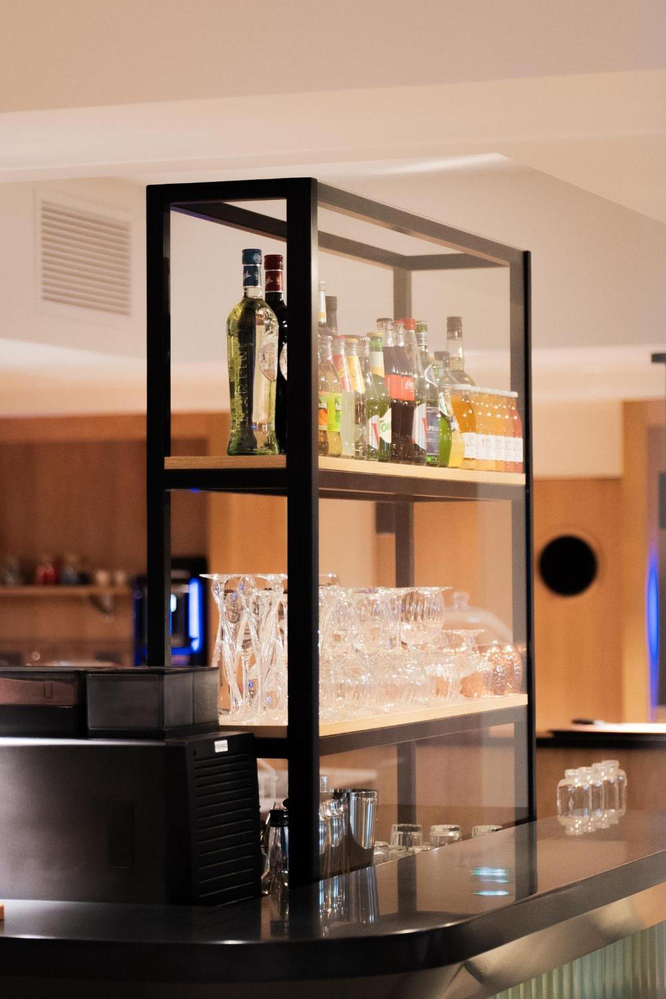 Bo Hotels Ambronay Экстерьер фото